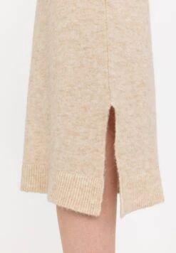 Soft Rebels Srallison- Gebreide Jurk - Whitecap Gray Melange 11 Soft Rebels Srallison- Gebreide Jurk - Whitecap Gray Melange -Only Mode Winkel b9a92d7833a946acb70490568132295c