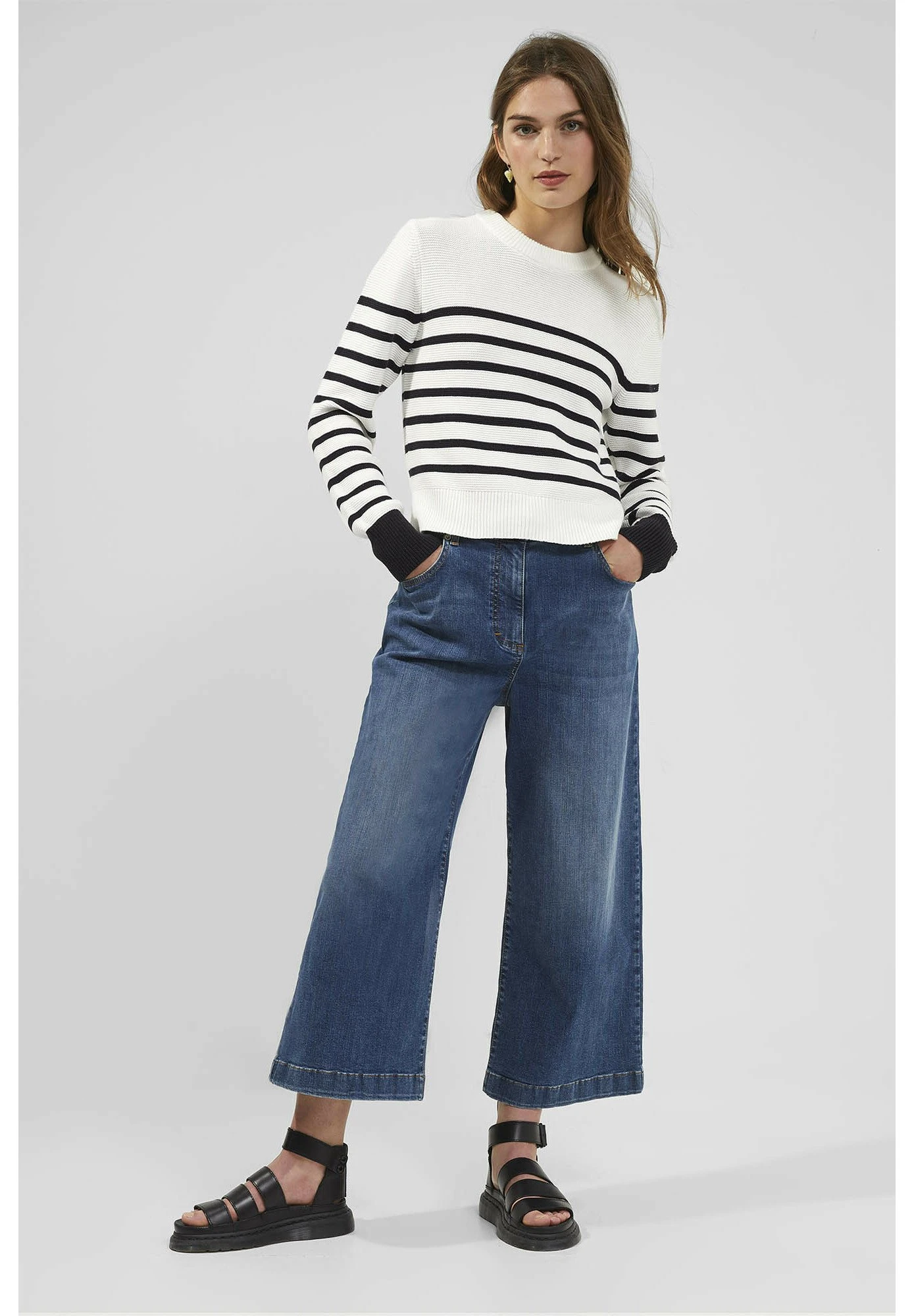 French Connection Flared Jeans - Mid Blue 2 French Connection Flared Jeans - Mid Blue - Afbeelding 2