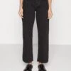 ARKET Relaxed Fit Jeans - Black