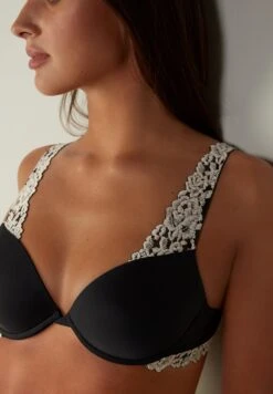 Intimissimi Bellissima Pretty Flowers - Push-Up Bh - Black -Only Mode Winkel bd8b1b14eb0f43b7a3ca1f2afa89fc4d