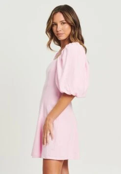 Tussah Kady Mini- Jurk - Pale Pink -Only Mode Winkel be8bff42faf84b948b63e751886bcd35