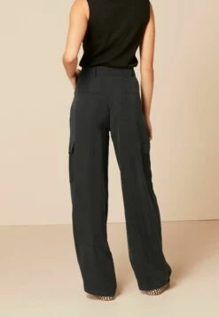 Next Utility Straight Standard - Cargobroek - Black -Only Mode Winkel bf954091c37e4e0ea70d3711b5e7dbd8