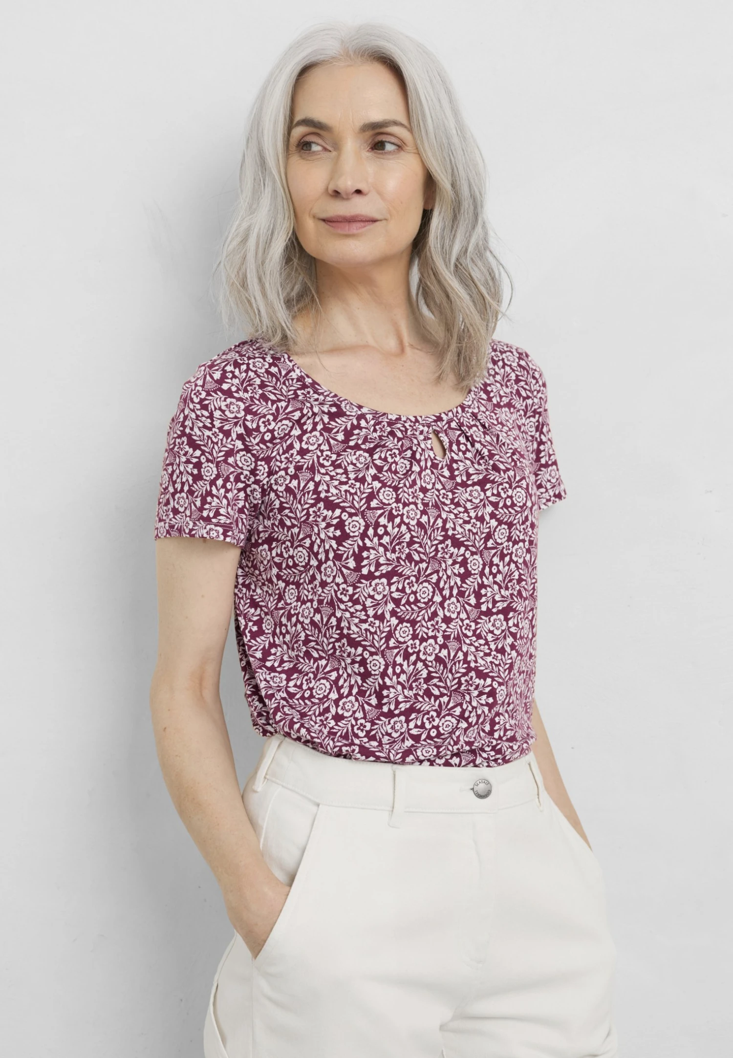 Appletree- T-Shirt Print - Carved Floral Dulse 1 Appletree- T-Shirt Print - Carved Floral Dulse