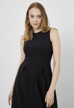 Pleated - Jurk - Black 6 Pleated - Jurk - Black -Only Mode Winkel c4e4fb09c5af42fe90cdef410d503de2