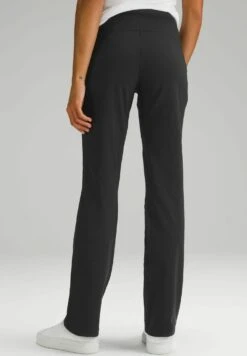 Lululemon Smooth-Fit Pull-On High-Rise - Broek - Black -Only Mode Winkel c81323f86a45465bb982b17725ea1332