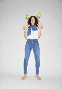 Armedangels Tillaa X Stretch - Jeans Skinny Fit - Galaxy Blue 14 Armedangels Tillaa X Stretch - Jeans Skinny Fit - Galaxy Blue -Only Mode Winkel c8b42496764044fda3885d4e9221b047