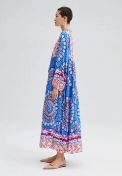 Etnic Patterned- Maxi-Jurk - Blue -Only Mode Winkel c996fc3286174bdbbe6c0faaeeb7a10a