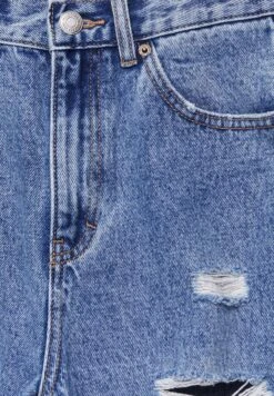 PULL & BEAR Ripped- Straight Leg Jeans - Blue Denim 13 PULL & BEAR Ripped- Straight Leg Jeans - Blue Denim -Only Mode Winkel cacfb64577004cdb927ef819545dc879