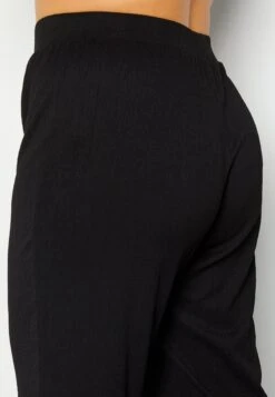 Julissa - Broek - Black 9 Julissa - Broek - Black -Only Mode Winkel cb5d11f62de8408cbf1787813ef09e60