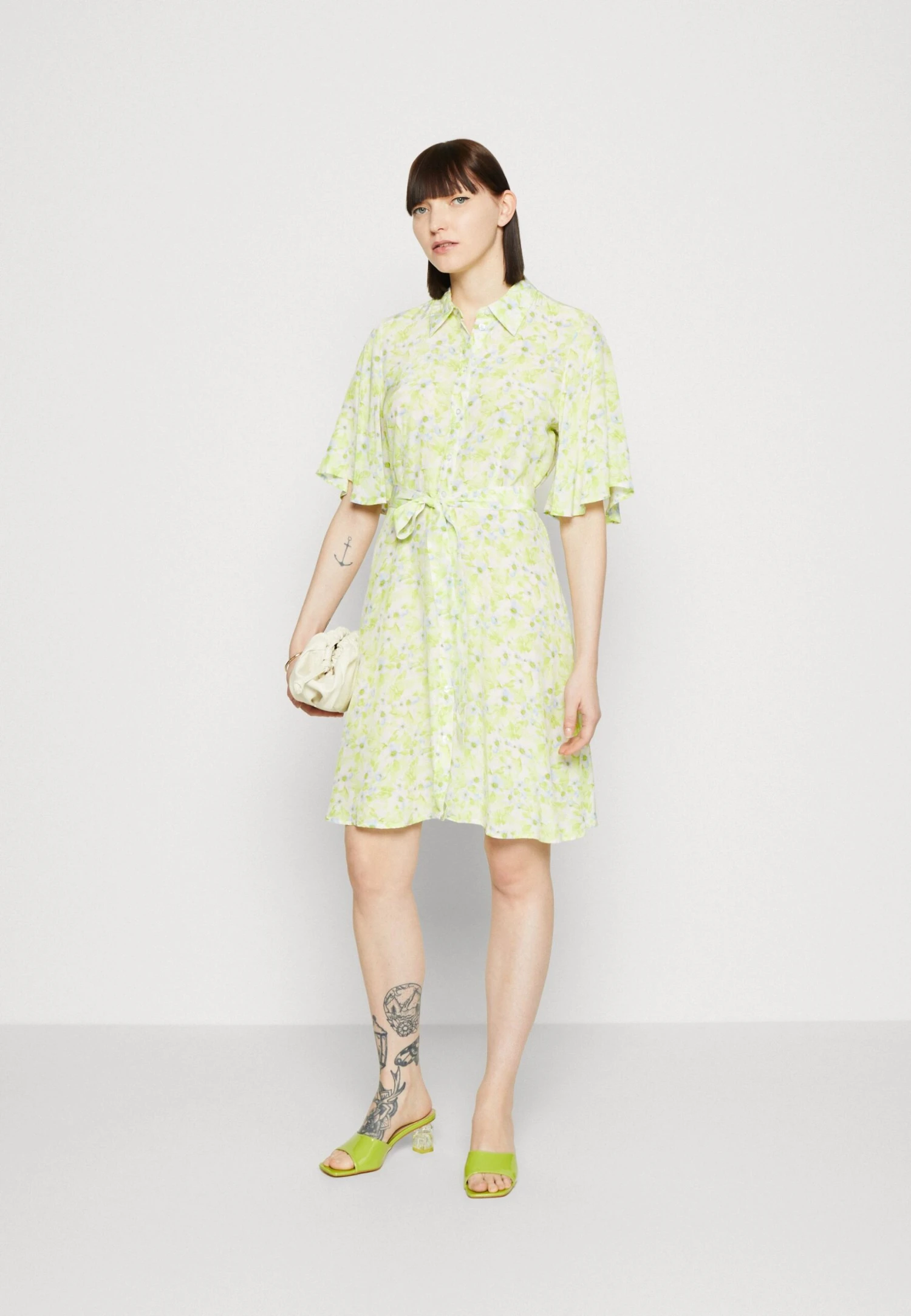 Selected Femme Slfteresa Short Shirt Dress - Blousejurk - Sharp Green 2 Selected Femme Slfteresa Short Shirt Dress - Blousejurk - Sharp Green - Afbeelding 2