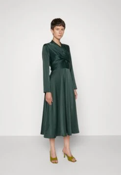Dola Dress - Cocktailjurk - Green 9 Dola Dress - Cocktailjurk - Green -Only Mode Winkel cdd0b2b436af488e85bd185c864ec3b2