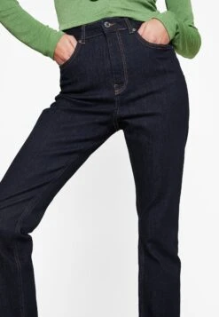 Gina Tricot High Waist Slit Jeans - Straight Leg Jeans - Rinse 9 Gina Tricot High Waist Slit Jeans - Straight Leg Jeans - Rinse -Only Mode Winkel ce4b8f77c0a649fd897bfbd818eb3e9a