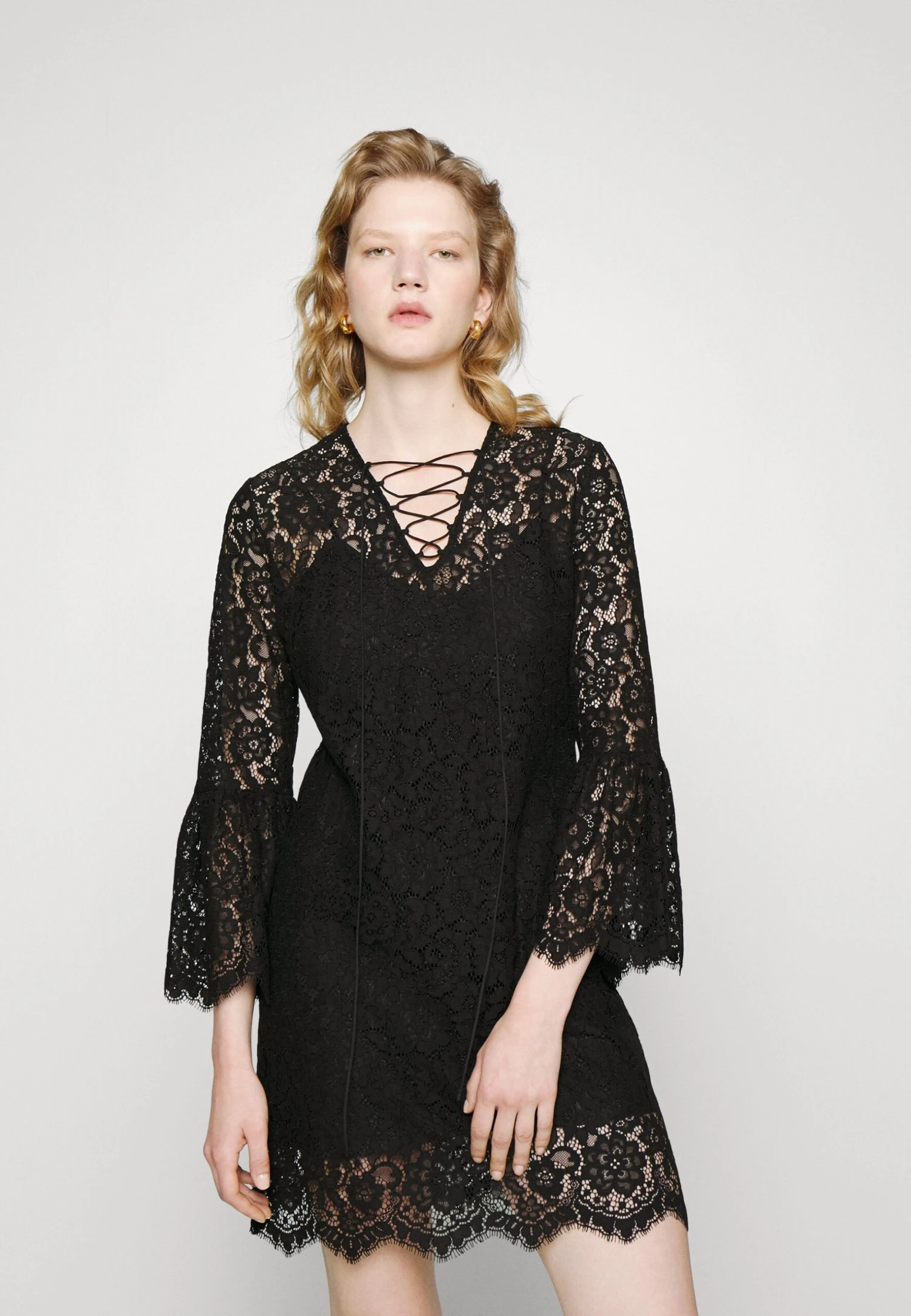 TWINSET Loving Macrame - Cocktailjurk - Nero 1 TWINSET Loving Macrame - Cocktailjurk - Nero