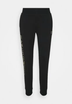 EA7 Emporio Armani Trouser - Trainingsbroek - Black/Light Gold 11 EA7 Emporio Armani Trouser - Trainingsbroek - Black/Light Gold -Only Mode Winkel cfab82dfc7fd4da98d48e9f05dd22d50