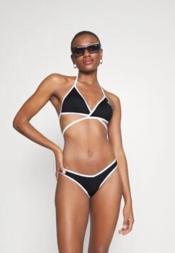 Guess Sporty Chic High Brazilian - Bikinibroekje - Jet Black -Only Mode Winkel d15ee96a8cac4099a92cb7f182ef7e77