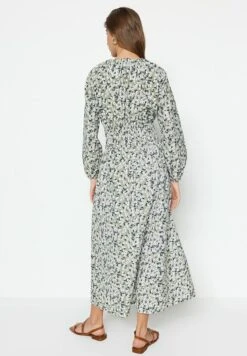 Gewoontjes - Maxi-Jurk - Light Green 8 Gewoontjes - Maxi-Jurk - Light Green -Only Mode Winkel d1d6766fae254a0bbfdfa8d8066a8355