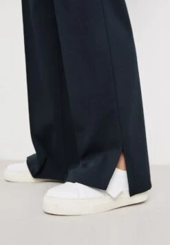 Gerry Weber Broek - Navy -Only Mode Winkel d1f9b304c3a346278455bc2958e21b4f