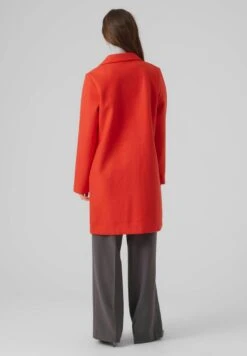 Vero Moda PopNoos - Halflange Jas - Tomato -Only Mode Winkel d2815c3495834d96b1ec2b19d7349e75