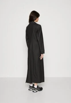 WEEKDAY Cassis Coat - Trenchcoat - Black -Only Mode Winkel d2b843ae7f40486ba6fe77470fd04843