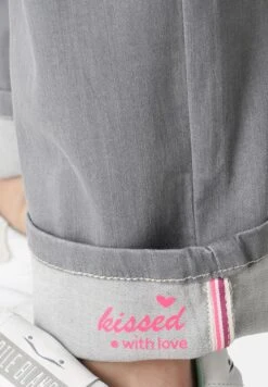 5-Pocket-Helen Classic Fit Aus Stretch- Straight Leg Jeans - Grau 13 5-Pocket-Helen Classic Fit Aus Stretch- Straight Leg Jeans - Grau -Only Mode Winkel d2df462d789842cc92907f7e6791ff8c