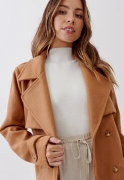 Tussah Nadia- Trenchcoat - Camel -Only Mode Winkel d392aa95967246b0b54cf53db0b43310