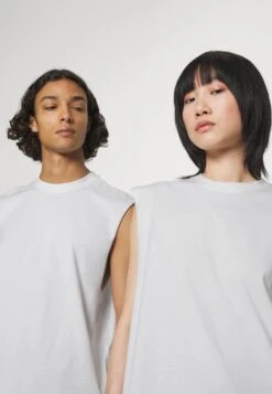 YOURTURN Unisex 2 Pack - Top - White, Black 14 YOURTURN Unisex 2 Pack - Top - White, Black -Only Mode Winkel d3a4027c44e84c578a170158298d5adc