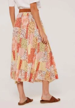 Apricot Ditsy Fusion Crinkle - A-Lijn Rok - Orange -Only Mode Winkel d4d736231d7946dab4c106ddc43e8231