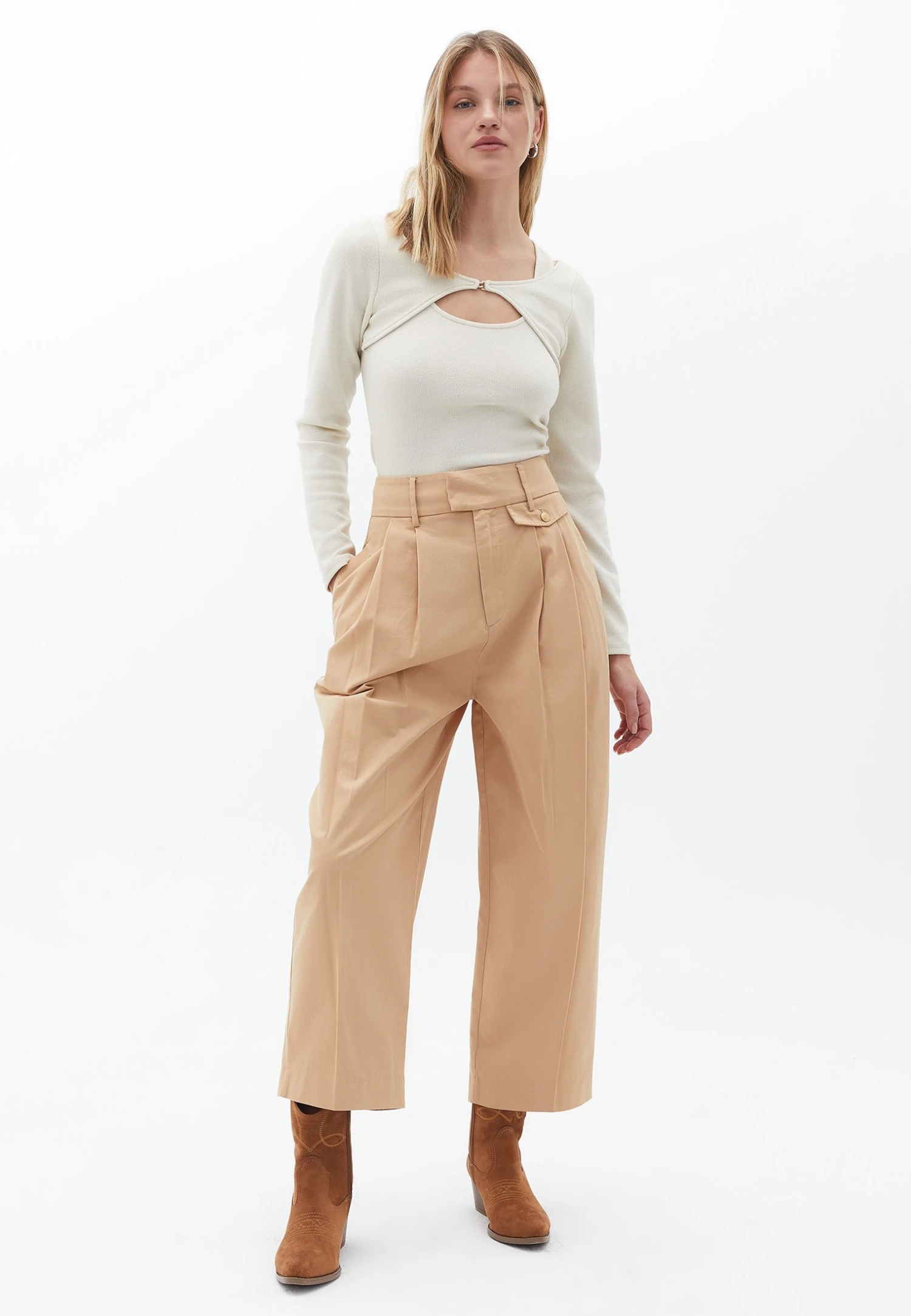 Mit Formgebenden Abnähern - Broek - Latte 2 Mit Formgebenden Abnähern - Broek - Latte - Afbeelding 2