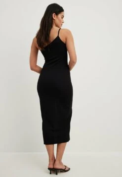 NA-KD Einsiteitig Schulterfreies - Etui-Jurk - Black 6 NA-KD Einsiteitig Schulterfreies - Etui-Jurk - Black -Only Mode Winkel d73629eccbbd42b2884d62c3d4f5e440