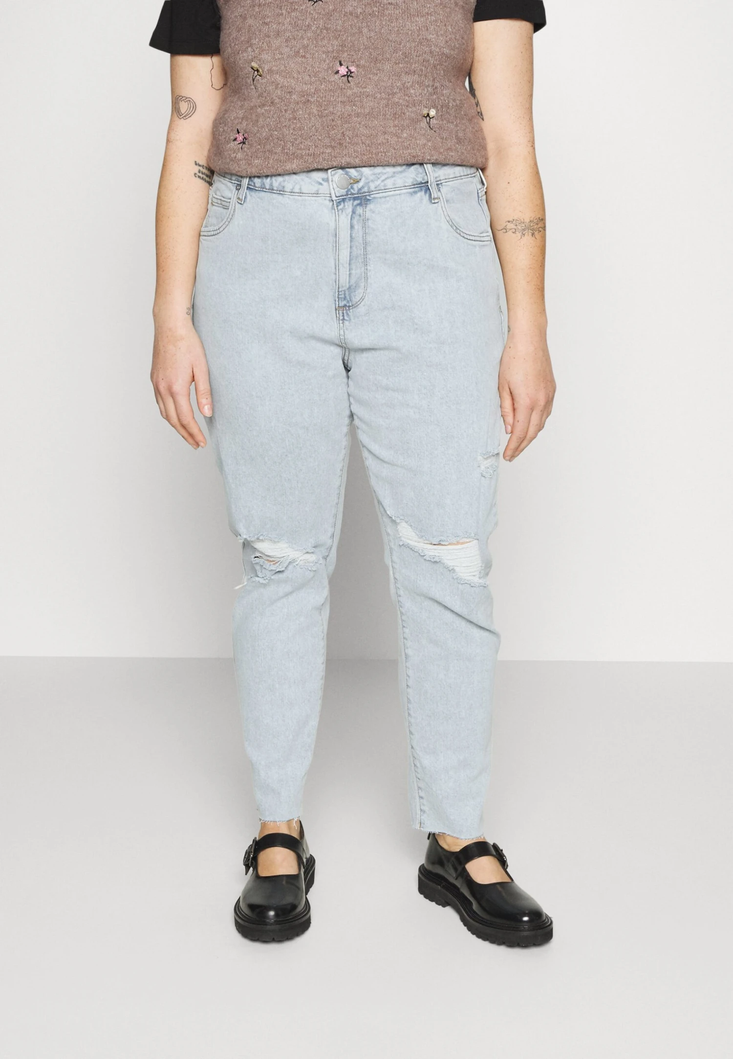 Taylor Mom - Relaxed Fit Jeans - Roadnight Blue 1 Taylor Mom - Relaxed Fit Jeans - Roadnight Blue