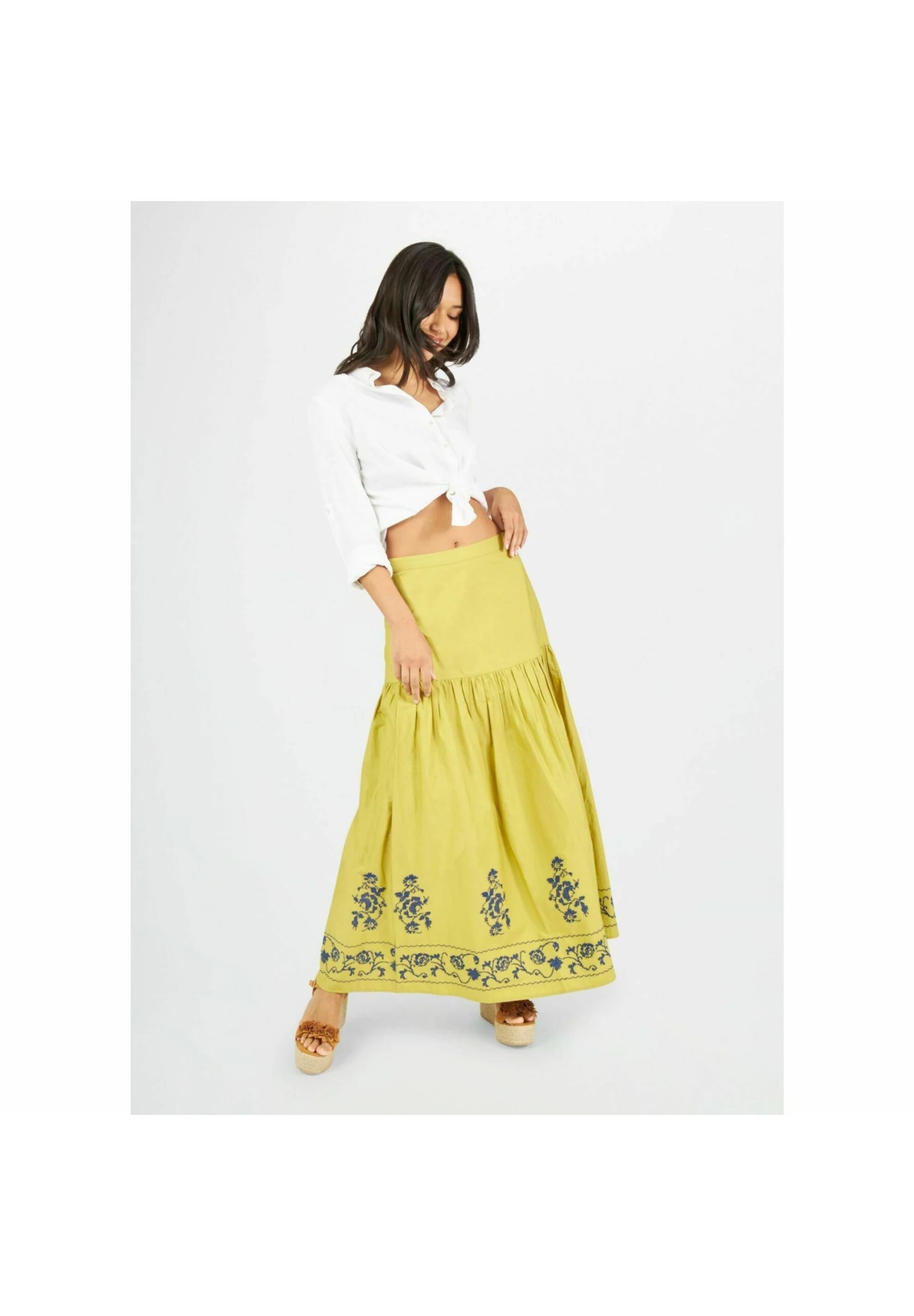 Embroidered Long - Maxirok - Verde Medio 2 Embroidered Long - Maxirok - Verde Medio - Afbeelding 2