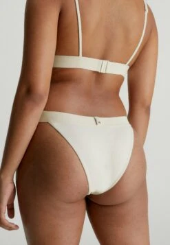 High Leg - Ck Monogram - Bikinibroekje - White Sand -Only Mode Winkel da49446937c74a48a4d807a37cf1fb8f