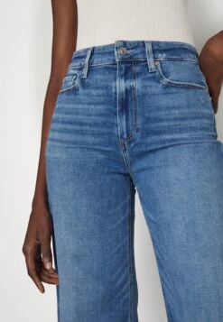 Paige Anessa Raw Hem - Flared Jeans - Blue Denim 13 Paige Anessa Raw Hem - Flared Jeans - Blue Denim -Only Mode Winkel dc2017cc19c64f4aabe3506358774800