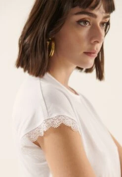 Anna Field 2 Pack- T-Shirt Basic - Black/White 13 Anna Field 2 Pack- T-Shirt Basic - Black/White -Only Mode Winkel dc219d68d271496a9f4aa53d578da793