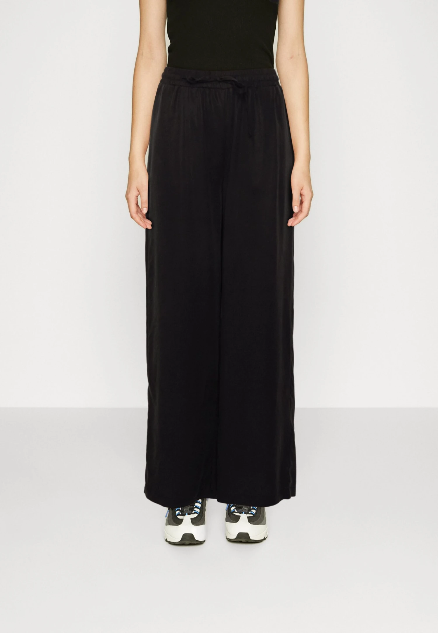 Object Objtilda Talula Long Noos - Broek - Black 1 Object Objtilda Talula Long Noos - Broek - Black