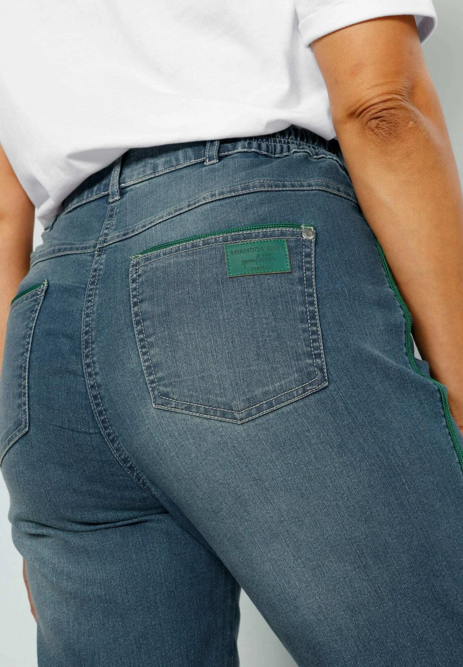 Slim Fit Jeans - Blue Bleached 4 Slim Fit Jeans - Blue Bleached - Afbeelding 4