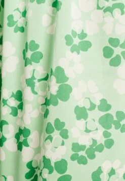 Calli Heath- Jurk - Sage Animal Floral 11 Calli Heath- Jurk - Sage Animal Floral -Only Mode Winkel e0c6f45a0b2447b3a8e72e9d72e9dca9