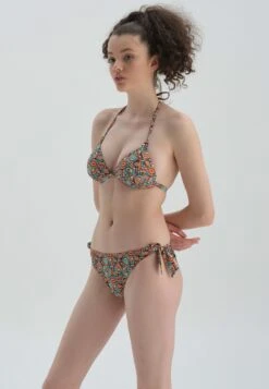 Bikinibroekje - Terracotta 7 Bikinibroekje - Terracotta -Only Mode Winkel e1977871956e404a9566865fe777e275