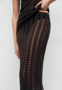 PULL & BEAR Maxirok - Dark Brown -Only Mode Winkel e470114d70ce4936a43d75cec8dfbf83