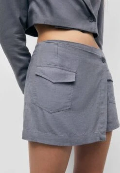 PULL & BEAR Crossover With Pockets - Wikkelrok - Grey -Only Mode Winkel e514d93779614e0e8efabf796b340e4d