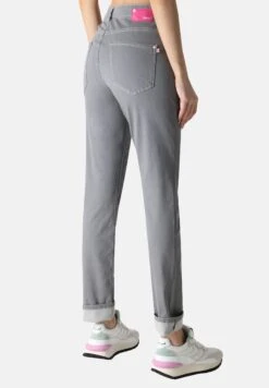 5-Pocket-Helen Classic Fit Aus Stretch- Straight Leg Jeans - Grau 9 5-Pocket-Helen Classic Fit Aus Stretch- Straight Leg Jeans - Grau -Only Mode Winkel e5b699ebcdf8455c8bcf7df86eddcd6b