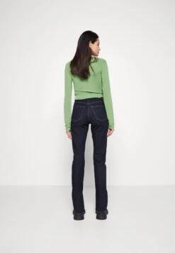 Gina Tricot High Waist Slit Jeans - Straight Leg Jeans - Rinse 8 Gina Tricot High Waist Slit Jeans - Straight Leg Jeans - Rinse -Only Mode Winkel e63f6b113d6441678fbbb002abe0f5c6