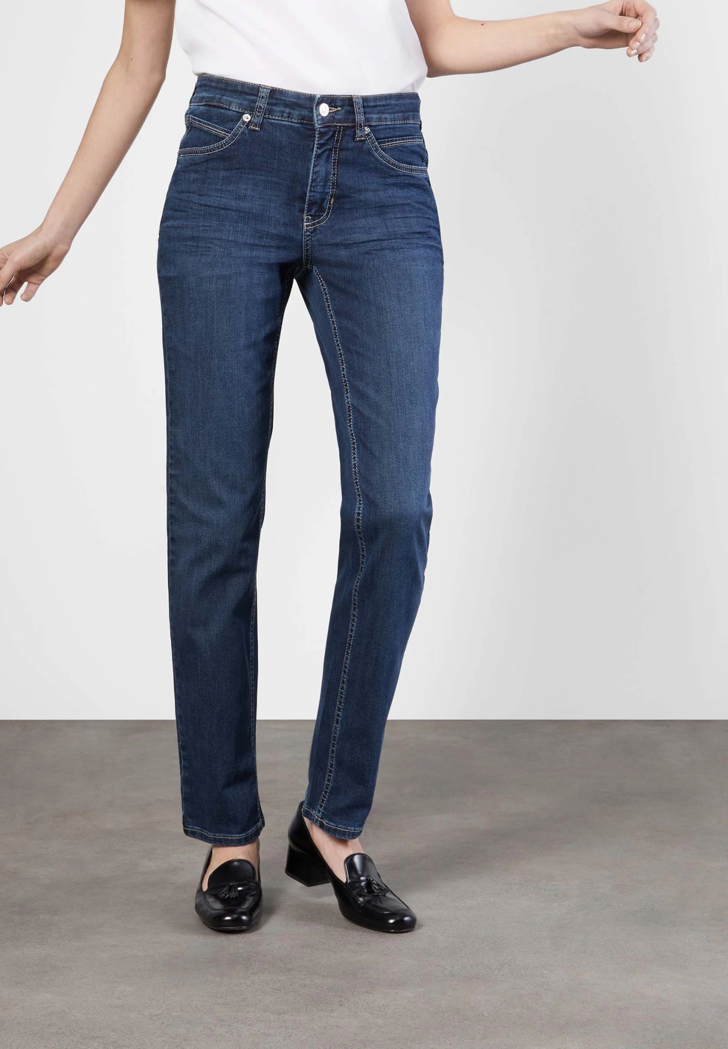 Melanie - Straight Leg Jeans - Blue 1 Melanie - Straight Leg Jeans - Blue