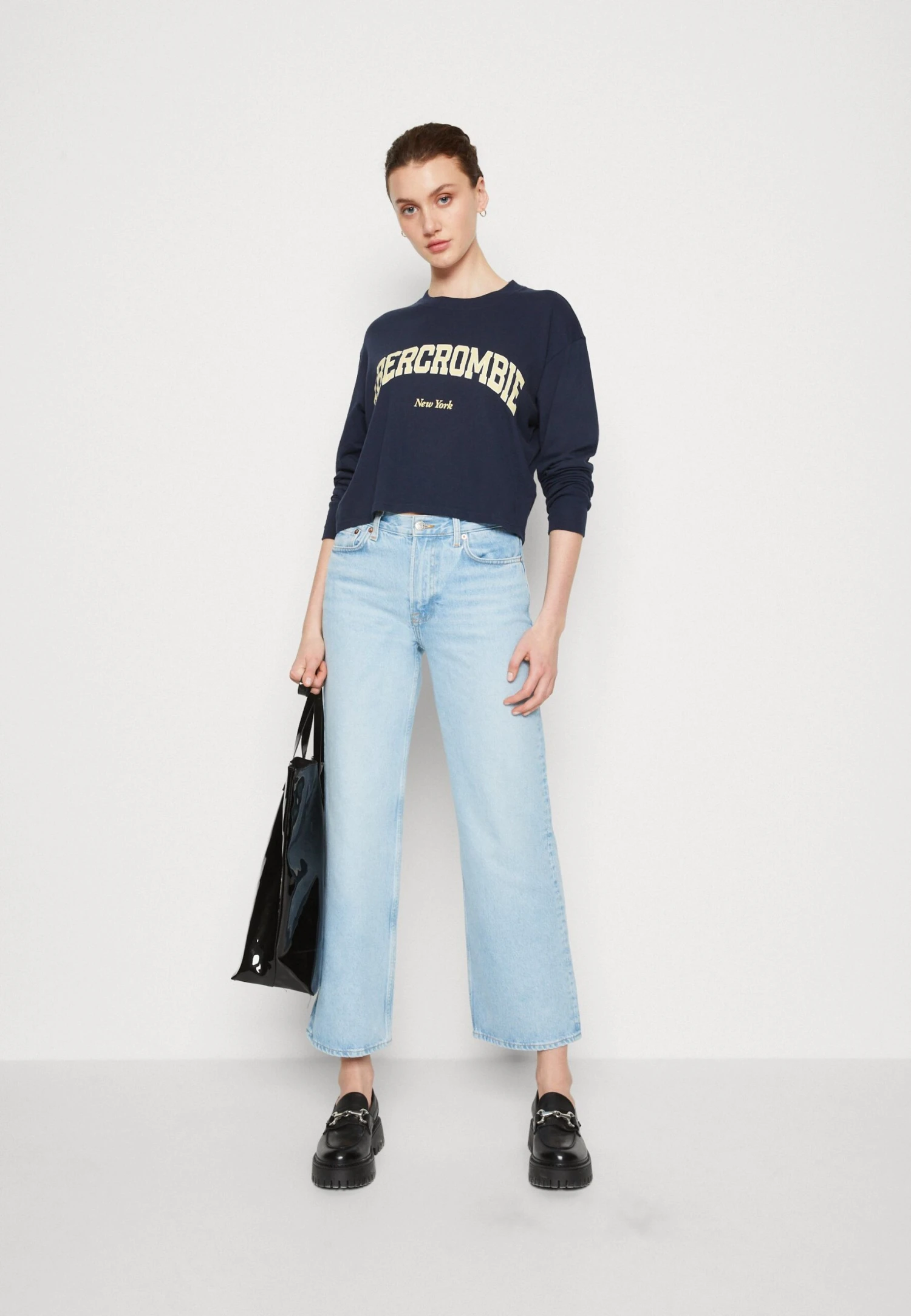 Abercrombie & Fitch Cropped Logo - Longsleeve - Navy Blue 2 Abercrombie & Fitch Cropped Logo - Longsleeve - Navy Blue - Afbeelding 2