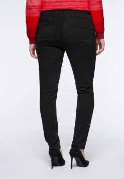 Giada - Slim Fit Jeans - Nero -Only Mode Winkel e8613dbb5038403eae5ec1aecb959f32