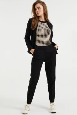 WE FASHION Chino - Black -Only Mode Winkel e9234b2daed6448abb057c66429139bb