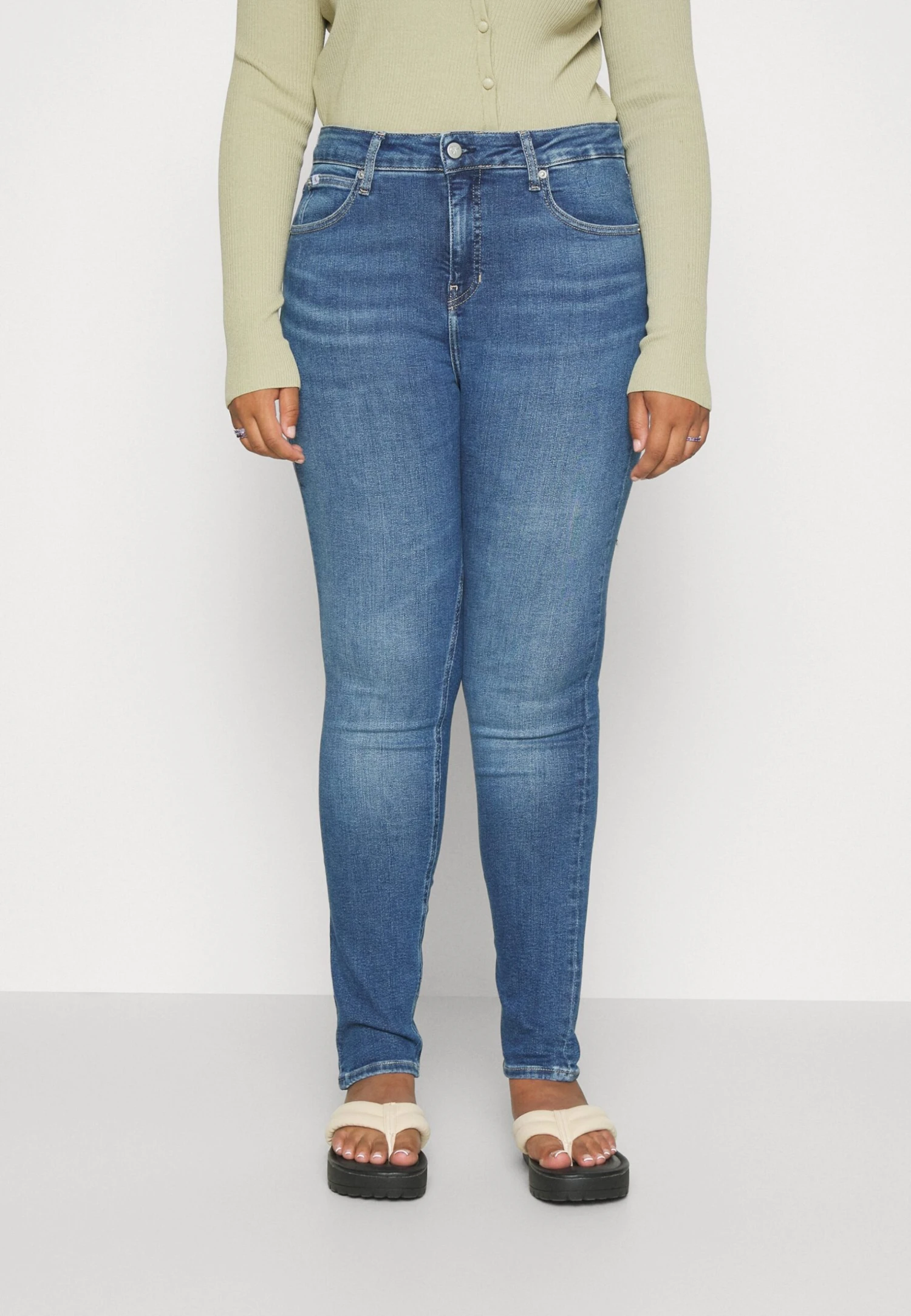 High Rise Plus - Jeans Skinny Fit - Blue 1 High Rise Plus - Jeans Skinny Fit - Blue