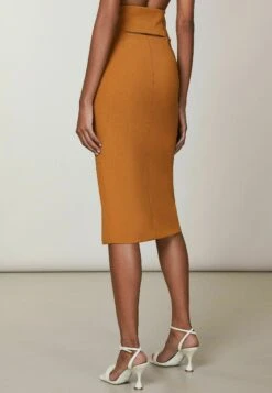 Patrizia Pepe Essential Slit-Detail Calf-Length- Kokerrok - Spicy Brown 7 Patrizia Pepe Essential Slit-Detail Calf-Length- Kokerrok - Spicy Brown -Only Mode Winkel ea9a7de39bf54f00b4d2530e179d4c7c