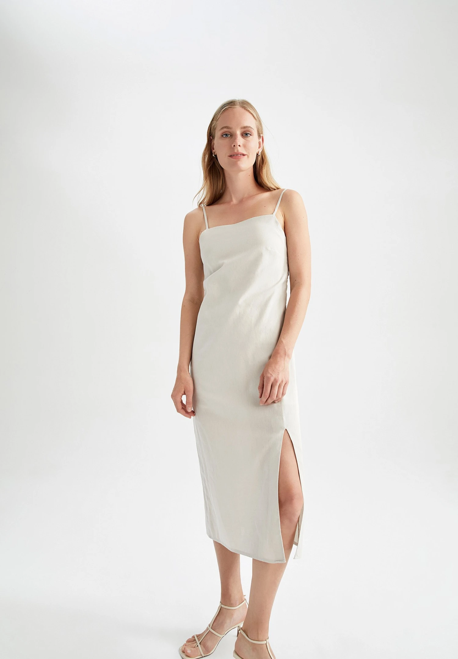 DeFacto Straight - Jurk - Beige 2 DeFacto Straight - Jurk - Beige - Afbeelding 2