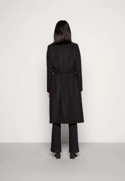 Pieces Pcjosie- Mantel - Black 8 Pieces Pcjosie- Mantel - Black -Only Mode Winkel eb0ad532e79e48b8a637eb5de42193b3